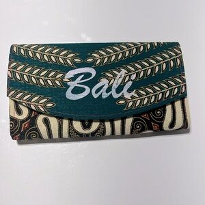 Bali ikat print wallet NWOT